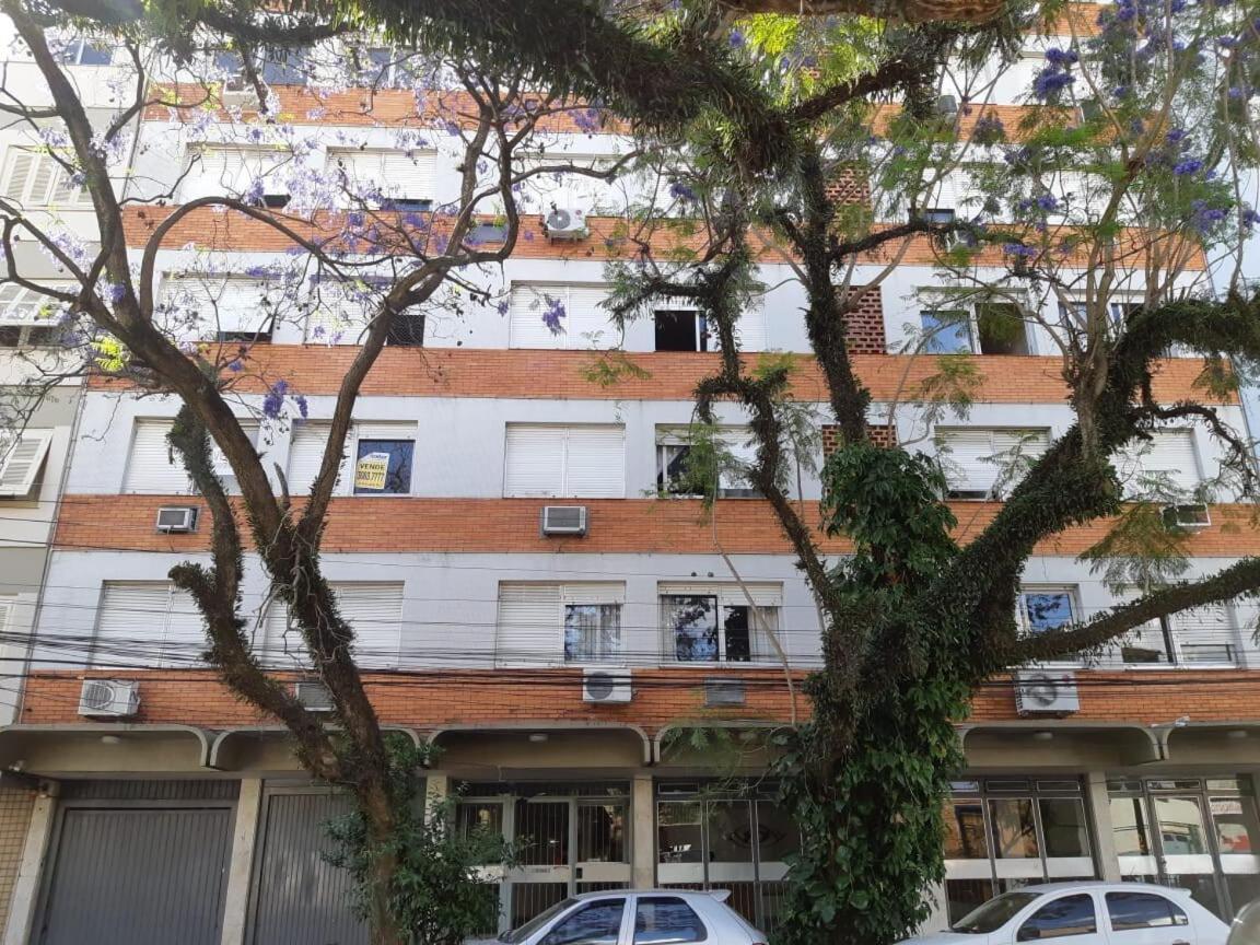 Belo Apartamento Quarto E Sala Bem Localizado Lejlighed Porto Alegre Eksteriør billede